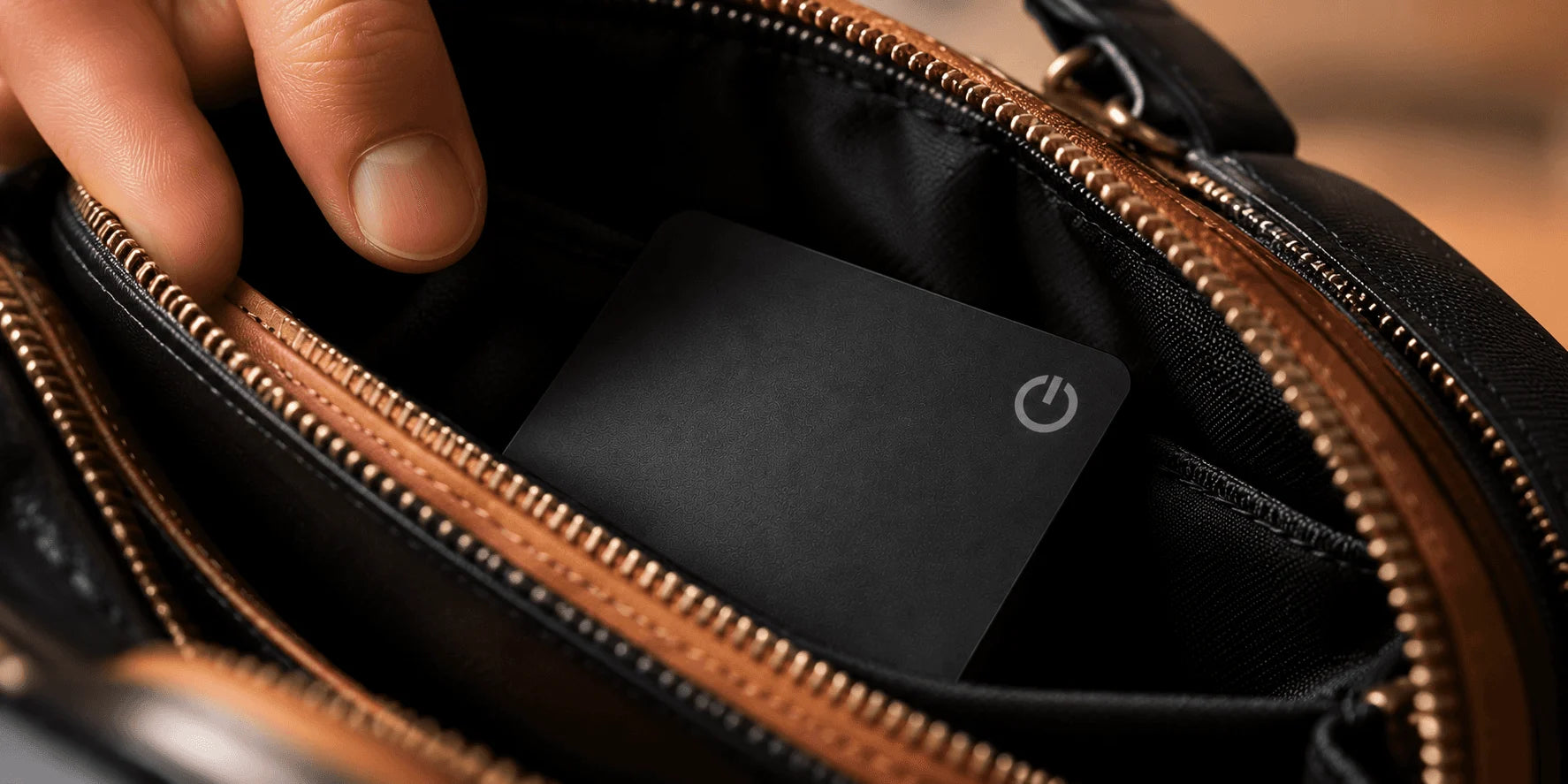 Carte McFlp dans un sac